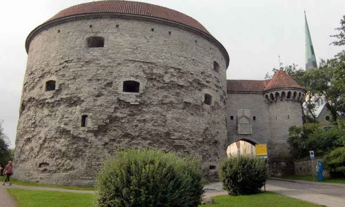 Der Kanonenturm in Tallinn